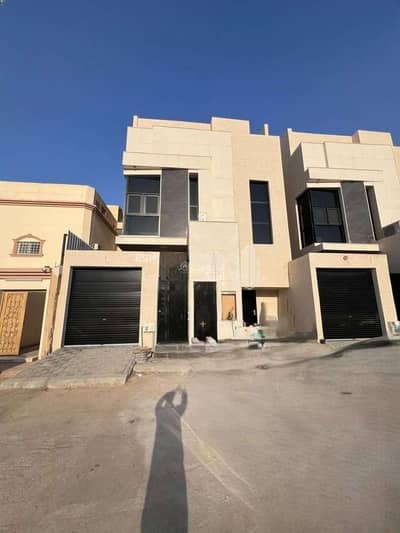 5 Bedroom Apartment for Sale in East Riyadh, Riyadh - Apartment For Sale in Ghirnatah, Riyadh
