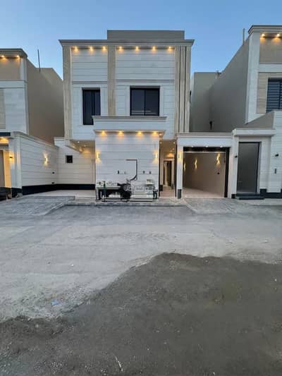 3 Bedroom Floor for Sale in East Riyadh, Riyadh - Floor For Sale in Al Nadwa District, Riyadh