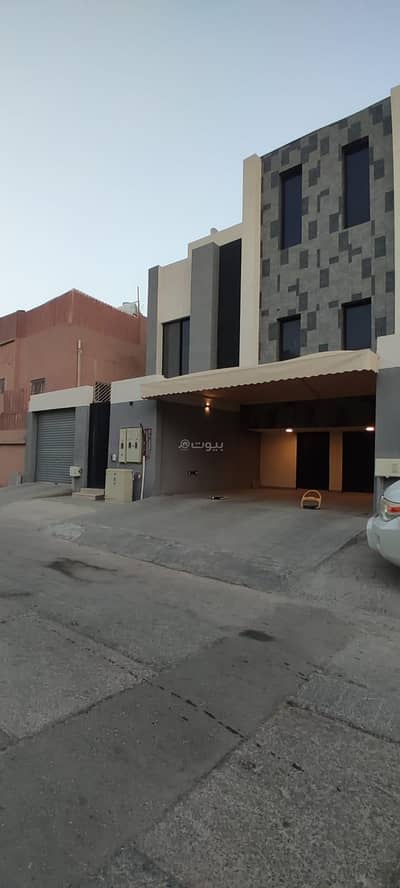 4 Bedroom Apartment for Sale in East Riyadh, Riyadh - Apartment for sale on Abdulhaq Al-Azdi Street Al-Rawdah District Riyadh City