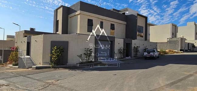 Villa for Sale in Wasit, Buraydah Al Qassim Region - Villa for sale in Wasat district, with an area of 393 m²