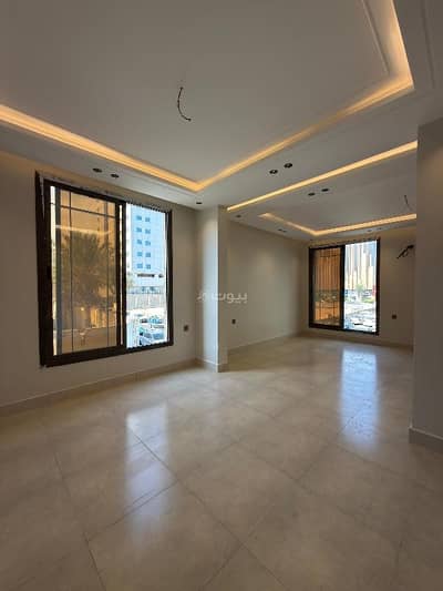 5 Bedroom Apartment for Sale in Central Jeddah, Jeddah - 5-bedroom apartment with luxury finishing for sale in Al-Faisaliah, Jeddah