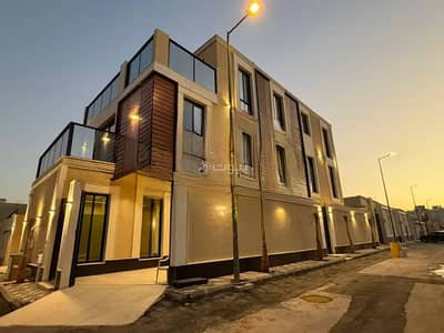 دور 5 غرف نوم للبيع في شرق الرياض، الرياض - طابق للبيع في الخليج، الرياض