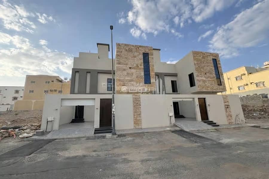 Villa For Sale in Eatud Al ShamalI, Khamis Mushait Villa For Sale in Eatud Al ShamalI, Khamis Mushait