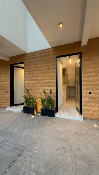 3 Bedroom Floor for Sale in East Riyadh, Riyadh - Apartment for sale in Al-Izdihar neighborhood 3 Bedroom Floor for Sale in East Riyadh, Riyadh - Apartment for sale in Al-Izdihar neighborhood