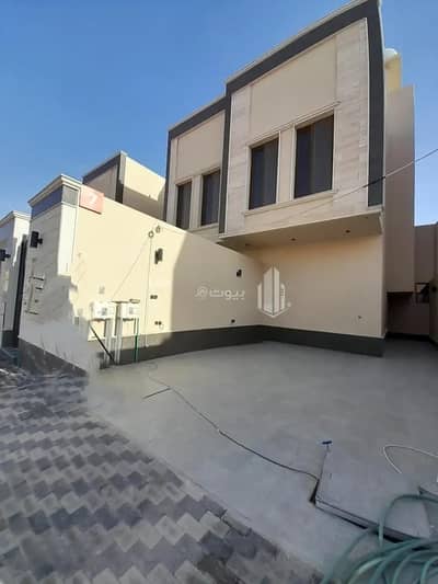 3 Bedroom Floor for Sale in East Riyadh, Riyadh - Floor For Sale in Al Andalus, Riyadh 3 Bedroom Floor for Sale in East Riyadh, Riyadh - Floor For Sale in Al Andalus, Riyadh
