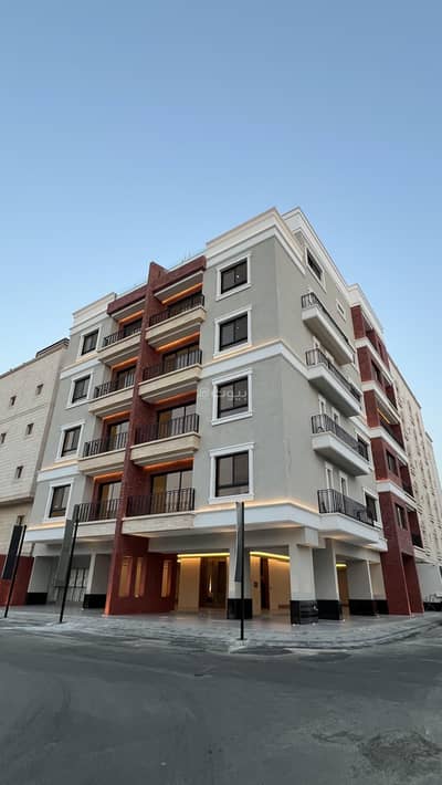 3 Bedroom Flat for Sale in North Jeddah, Jeddah - A luxurious 3-bedroom apartment suitable for living and investment in the Al-Salama district 3 Bedroom Flat for Sale in North Jeddah, Jeddah - A luxurious 3-bedroom apartment suitable for living and investment in the Al-Salama district
