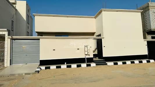 دور 6 غرف نوم للبيع في ضاحية الإسكان، الطائف - دور للبيع في ضاحية الإسكان، الطائف
