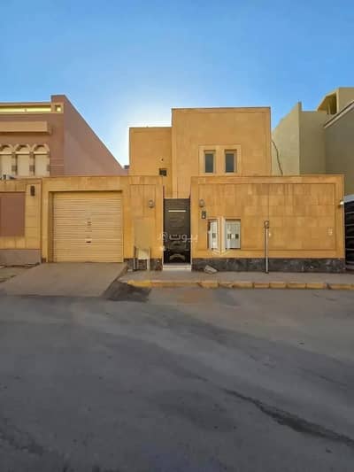 8 Bedroom Villa for Sale in North Riyadh, Riyadh - Villa For Sale in Al Yasmin, Riyadh
