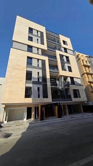 4 Bedroom Floor for Sale in Central Jeddah, Jeddah - Floor For Sale in Al Hamraa, Jeddah 4 Bedroom Floor for Sale in Central Jeddah, Jeddah - Floor For Sale in Al Hamraa, Jeddah