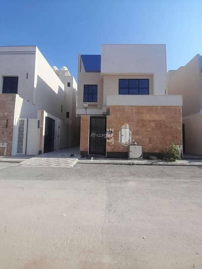 10+ Beds Villa for Sale in East Riyadh, Riyadh - 12 Bedroom Villa For Sale in Al Rimal, Riyadh