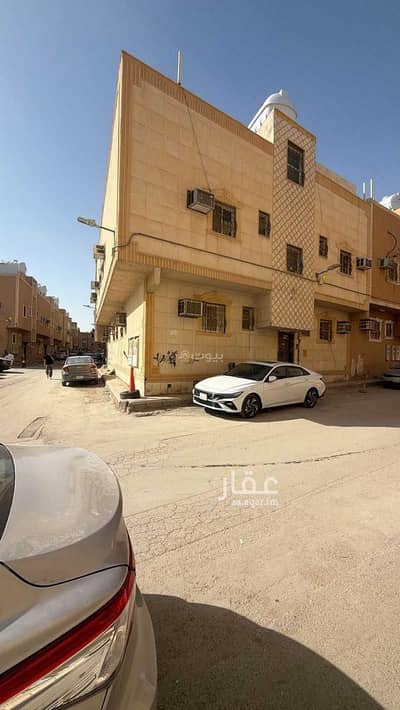 عمارة سكنية 10+ غرف نوم للبيع في وسط الرياض، الرياض - مبنى سكني للبيع في سكرينة، الرياض