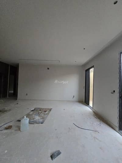 فیلا 3 غرف نوم للبيع في شرق الرياض، الرياض - للبيع فيلا في حي الروضه مساحه ٢٥٢ درج صاله مع شقه مدخل خاص