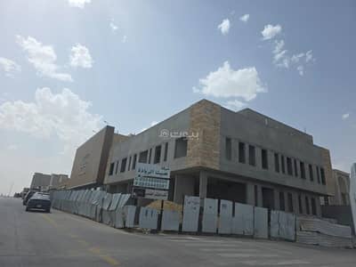 Showroom for Rent in North Riyadh, Riyadh - Shop for rent with a distinguished and strategic location
