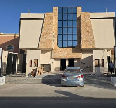 3 Bedroom Floor for Sale in East Riyadh, Riyadh - New