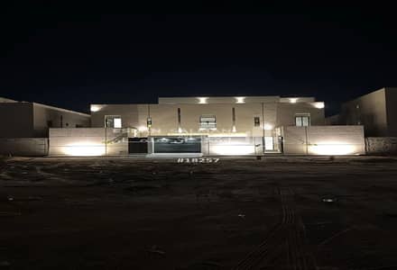 8 Bedroom Villa for Sale in Ishbiliyah, Al Jubail - Villa for sale in Ishbiliyah, Al Jubail