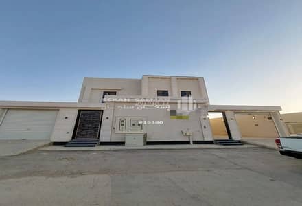 دور 5 غرف نوم للبيع في شرق الرياض، الرياض - دور للبيع في حي الجنادرية، شرق الرياض دور 5 غرف نوم للبيع في شرق الرياض، الرياض - دور للبيع في حي الجنادرية، شرق الرياض
