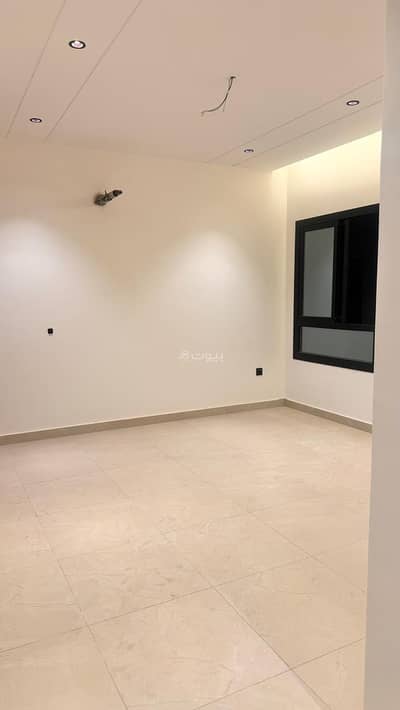 2 Bedroom Flat for Rent in North Jeddah, Jeddah - Luxurious new apartment for annual rent in Al Safa district