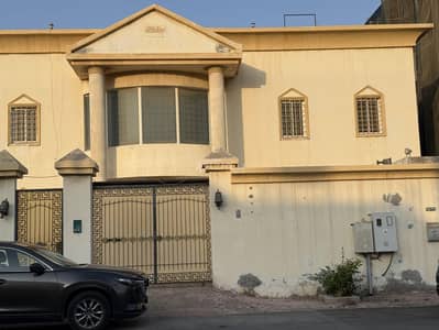 5 Bedroom Villa for Sale in North Jeddah, Jeddah - Five-bedroom villa for sale in Al Hamra, Jeddah 5 Bedroom Villa for Sale in North Jeddah, Jeddah - Five-bedroom villa for sale in Al Hamra, Jeddah
