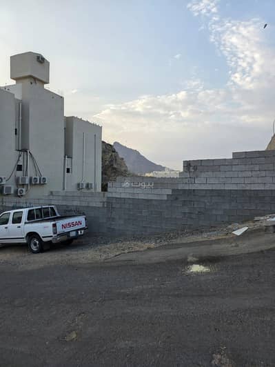 Residential Land for Sale in Al Khadra Neighborhood, Makkah - A land in a distinguished location in Al-Khuzaiya neighborhood, Mecca Al-Mukarramah