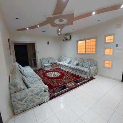 2 Bedroom Flat for Sale in Al Manar, Unayzah - A nearly new apartment 2 Bedroom Flat for Sale in Al Manar, Unayzah - A nearly new apartment
