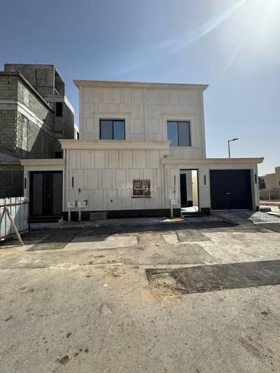 دور 5 غرف نوم للبيع في شرق الرياض، الرياض - دور للبيع في حي الندوة، الرياض
