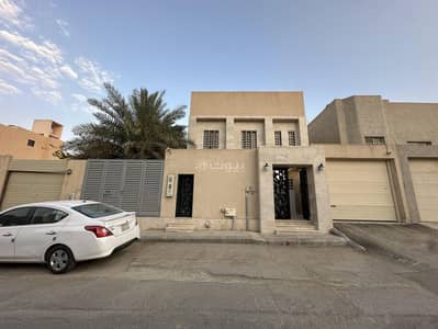 4 Bedroom Villa for Rent in North Riyadh, Riyadh - Villa for rent in Al Narjis district