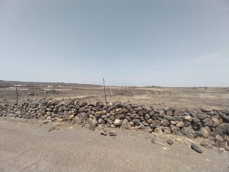 Land for rent in Al-Wadi Al-Batan neighborhood, Medina city, Al-Madinah Region Land for rent in Al-Wadi Al-Batan neighborhood, Medina city, Al-Madinah Region