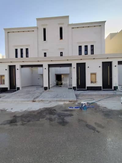 6 Bedroom Floor for Sale in South Riyadh, Riyadh - Floor for sale in Okaz, south Riyadh