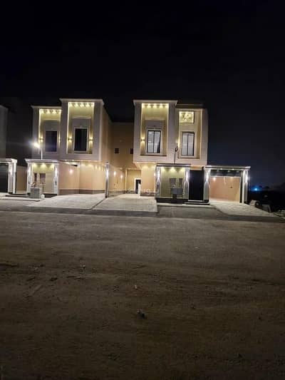 دور 5 غرف نوم للبيع في شرق الرياض، الرياض - دور للبيع في حي البيان، الرياض