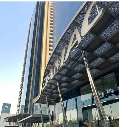 شقة 2 غرفة نوم للايجار في شمال الرياض، الرياض - للإيجار شقة في برج داماك الرياض