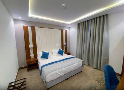 1 Bedroom Apartment for Rent in Makkah - Single room with king size bed Unit 5