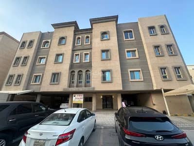 4 Bedroom Apartment for Rent in Al Qusor, Dammam - Apartment for Rent on Sakaka Street, Al Qusur District, Dhahran, Eastern Province.