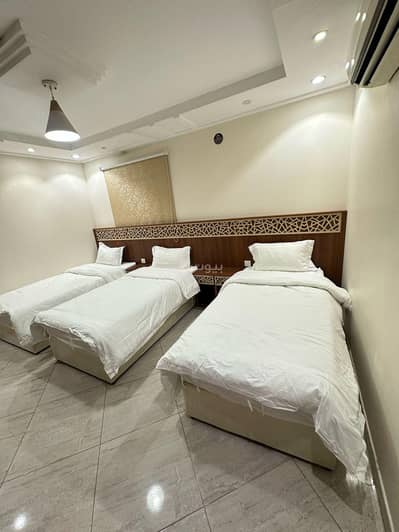 2 Bedroom Apartment for Rent in Asharai, Makkah - Two room with king size bed or 3 single beds Unit 1