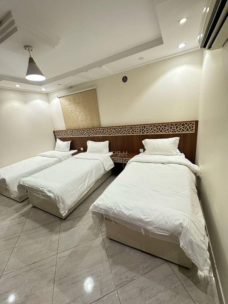 Two room with king size bed or 3 single beds Unit 1 Two room with king size bed or 3 single beds Unit 1