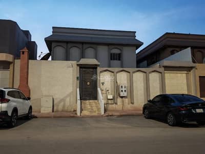 8 Bedroom Villa for Sale in East Riyadh, Riyadh - Villa for sale