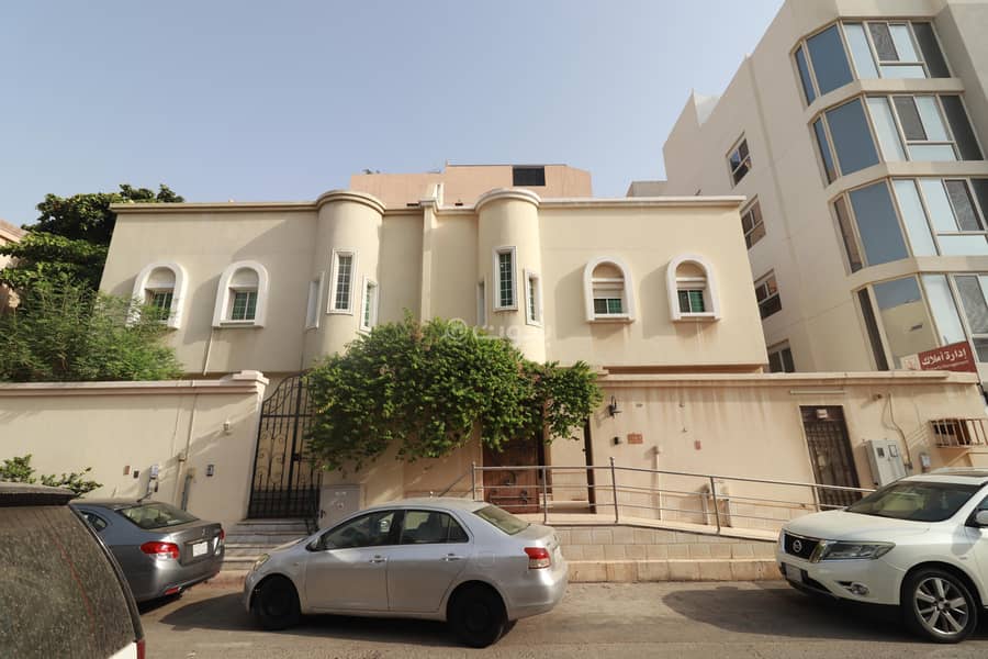Duplex connected in Al-Zahraa district, south of Hurā Duplex connected in Al-Zahraa district, south of Hurā