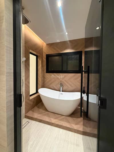 7 Bedroom Floor for Sale in Central Jeddah, Jeddah - Full floor villa in Al-Hamra district 7 Bedroom Floor for Sale in Central Jeddah, Jeddah - Full floor villa in Al-Hamra district