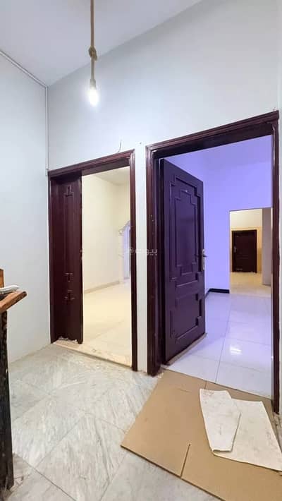 5 Bedroom Floor for Rent in East Riyadh, Riyadh - Floor for rent in Al Khaleej, East Riyadh 5 Bedroom Floor for Rent in East Riyadh, Riyadh - Floor for rent in Al Khaleej, East Riyadh