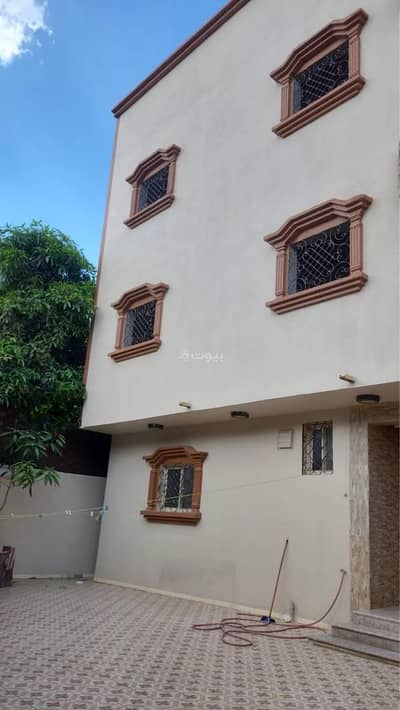 10+ Beds Residential Building for Sale in Eatud Al ShamalI, Khamis Mushait - Residential Building For Sale in Eatud Al ShamalI, Khamis Mushait