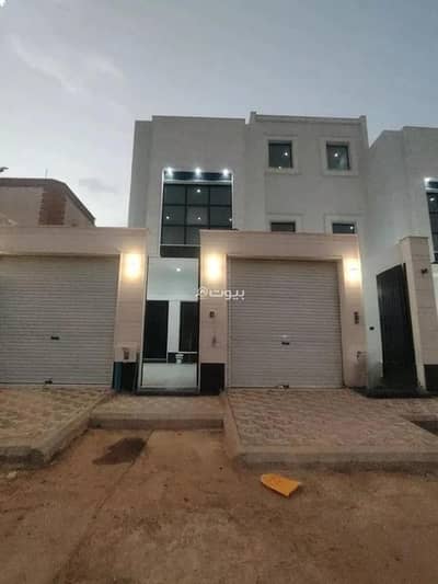 6 Bedroom Floor for Sale in West Riyadh, Riyadh - Floor For Sale in Al Uraija Al Gharbiyah, Riyadh