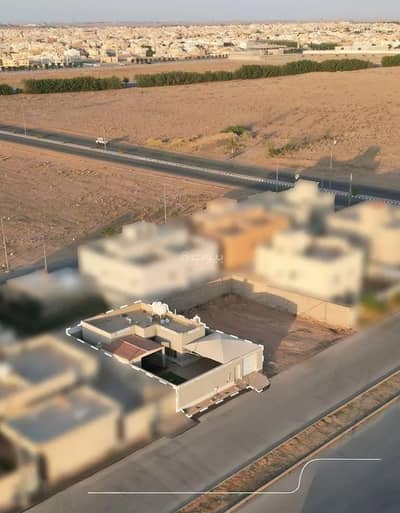4 Bedroom Rest House for Sale in Al-Basatin, Alkhubara  Wal Sahabeen - Istiraha for Sale in Al-Basatin, Alkhubara Wal Sahabeen