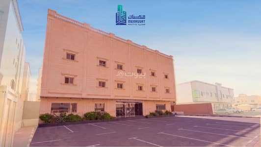 عمارة سكنية 10+ غرف نوم للايجار في شرق الرياض، الرياض - عمارة للايجار بالكامل حي اليرموك