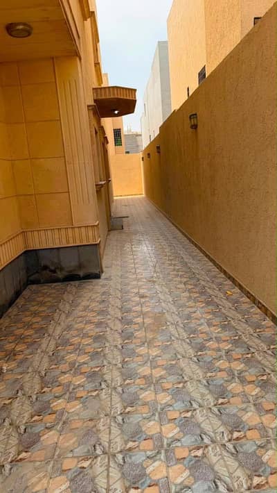 3 Bedroom Floor for Rent in North Riyadh, Riyadh - Ground floor apartment for rent in Al-‘Aqiq neighborhood, Riyadh