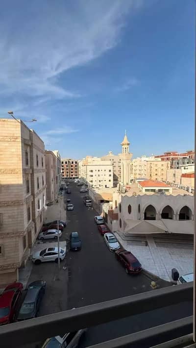 5 Bedroom Flat for Rent in North Jeddah, Jeddah - Apartment for rent on Asfour Al Neel Street, Al Salamah District, Jeddah City. 5 Bedroom Flat for Rent in North Jeddah, Jeddah - Apartment for rent on Asfour Al Neel Street, Al Salamah District, Jeddah City.