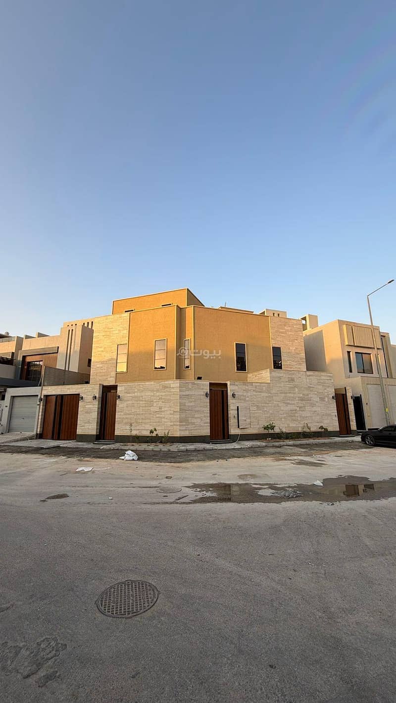 A luxurious villa in the Tanmal Musk neighborhood A luxurious villa in the Tanmal Musk neighborhood