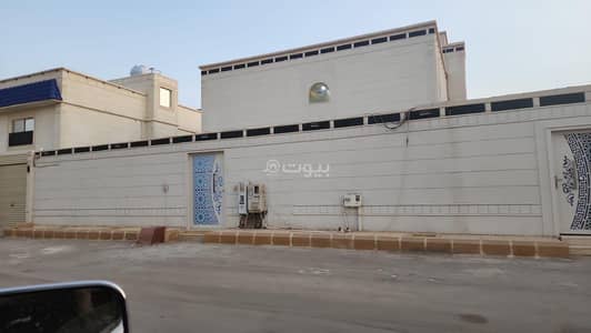 6 Bedroom Residential Building for Sale in Tuwaiq, Al Kharj Riyadh Region - Building for sale in Al-Tuwayq Al-Andalus neighborhood formerly, Al-Kharj Province, Riyadh Region