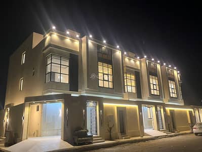 7 Bedroom Villa for Sale in North Jeddah, Jeddah - Villa Durin and separate annex, Al-Wafa neighborhood, internal stairs 7 Bedroom Villa for Sale in North Jeddah, Jeddah - Villa Durin and separate annex, Al-Wafa neighborhood, internal stairs