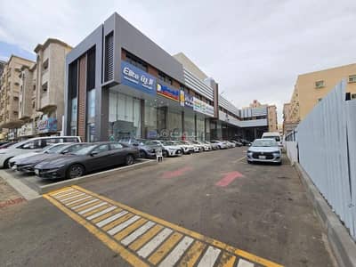 معرض  للايجار في شمال جدة، جدة - محل للايجار بحي النزهه نشاط تاجير سيارة فقط