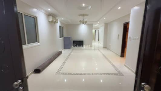 4 Bedroom Floor for Rent in North Riyadh, Riyadh - Office for rent in Al-Yasmeen neighborhood