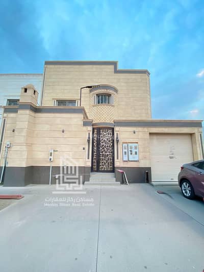 7 Bedroom Villa for Sale in East Riyadh, Riyadh - Prime Residential & Investment Opportunity | Corner Villa with Two Floors and a Rooftop Apartment for Sale – Al-Fayha District
